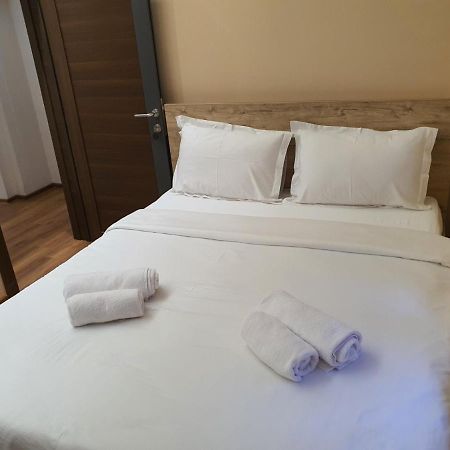 Apartmani Mali Vikend Белград Екстер'єр фото