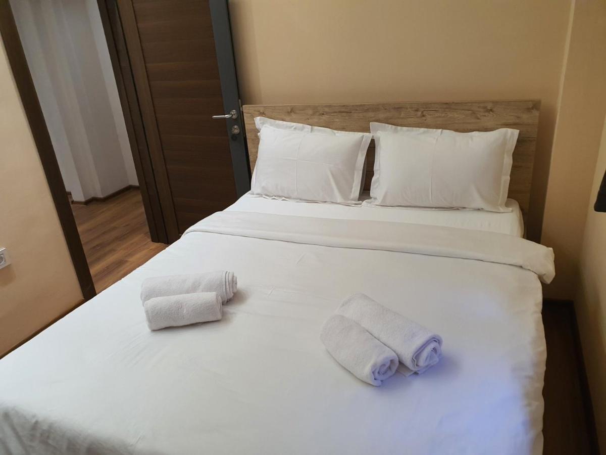 Apartmani Mali Vikend Белград Екстер'єр фото