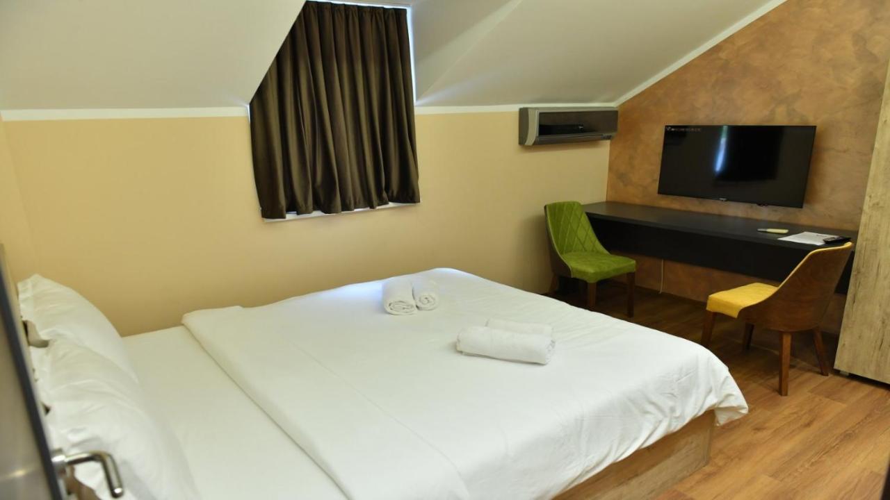 Apartmani Mali Vikend Белград Екстер'єр фото